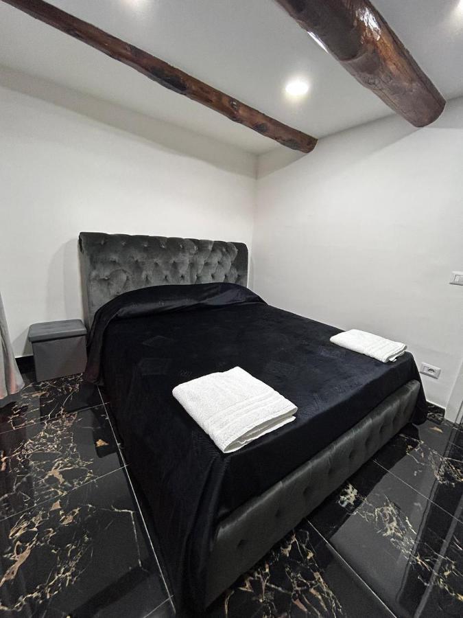 Giovanni Luxury Suites *