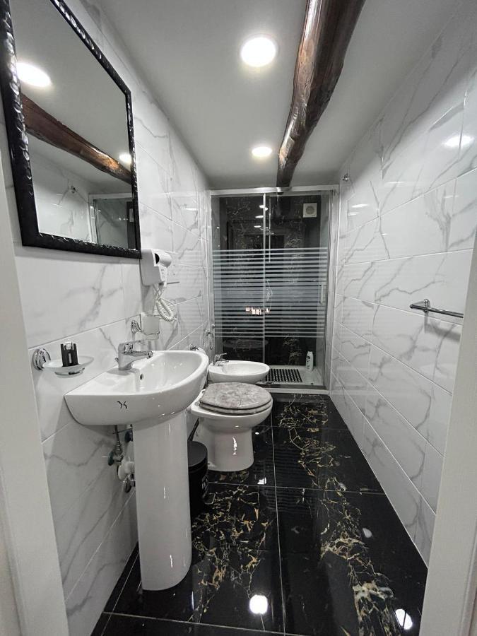 Apartment Giovanni Luxury Suites *