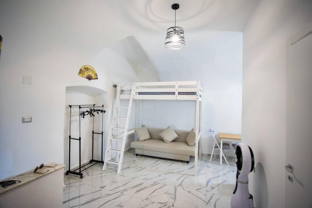Apartment 63 Naples