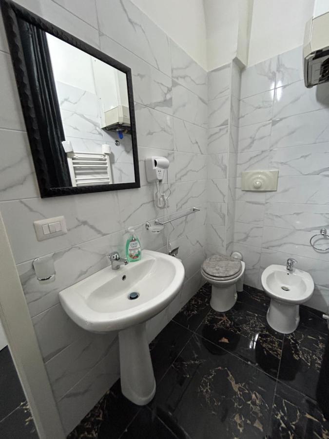 Giovanni Luxury Suites Apartment *