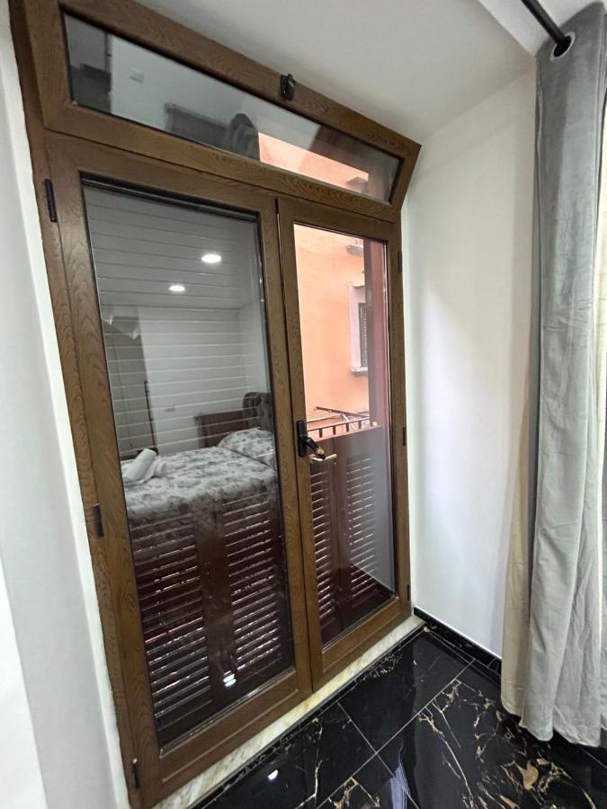 Giovanni Luxury Suites