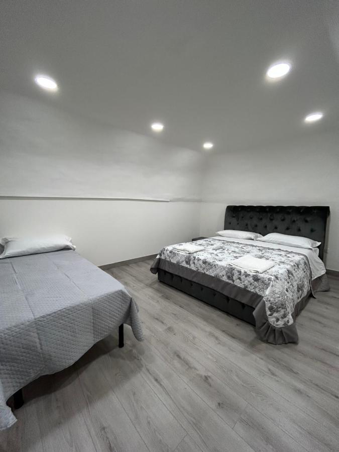 Giovanni Luxury Suites