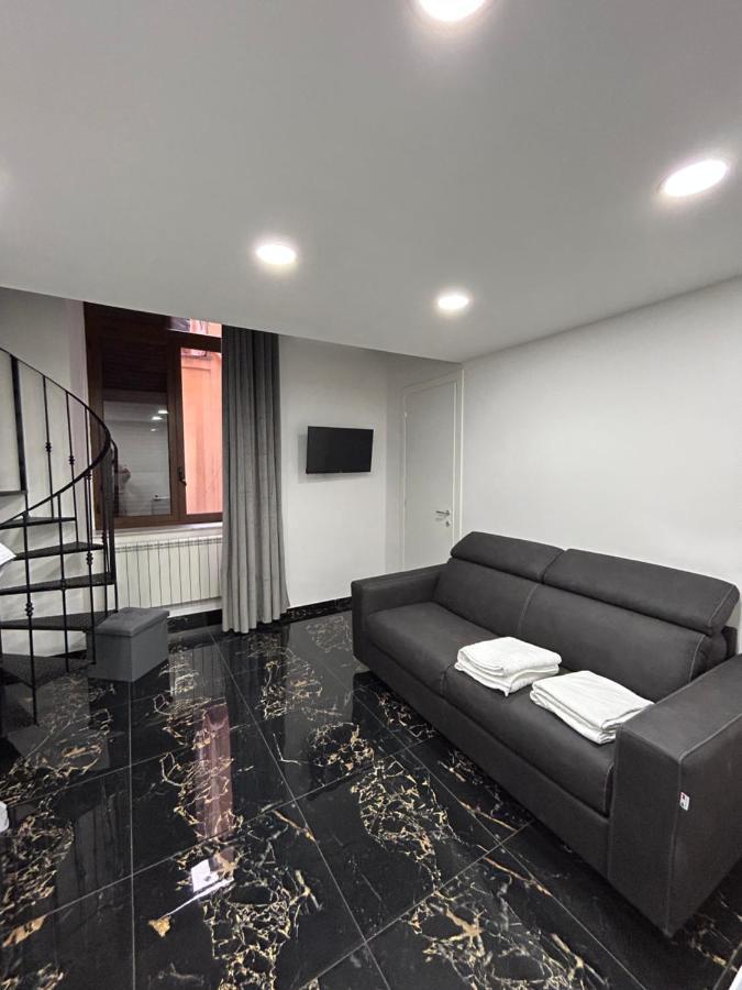 Giovanni Luxury Suites Naples