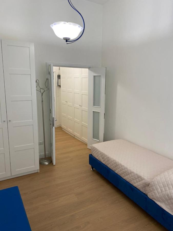 Apartment Ricomincio Da Tre Naples