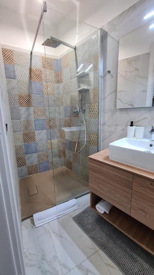 Apartment Metrodante *