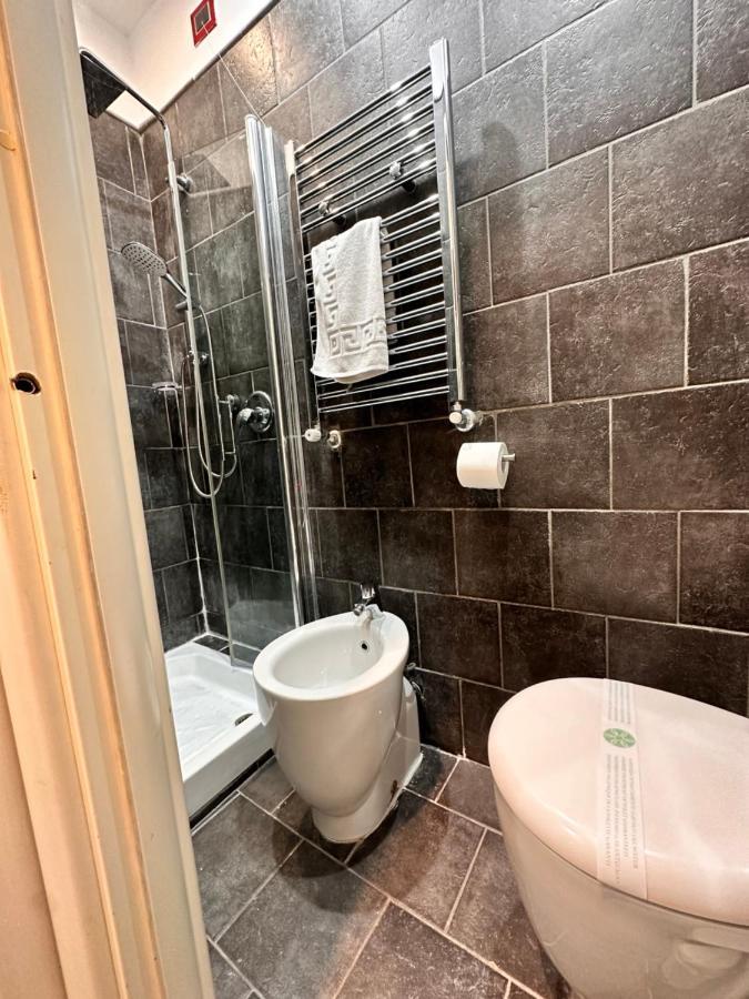 Yacht Club Angioino Guest house