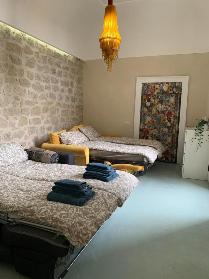 Nel Vicoletto Naples
