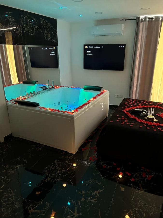 Apartment Giovanni Luxury Suites