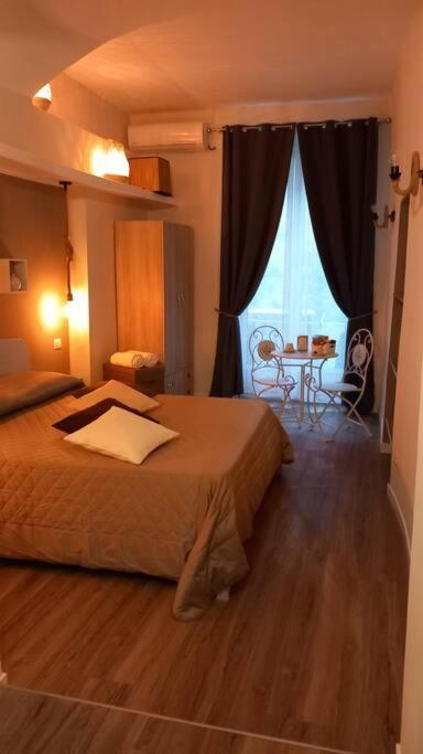 Holiday home Casa Myluna Centro Storico Naples