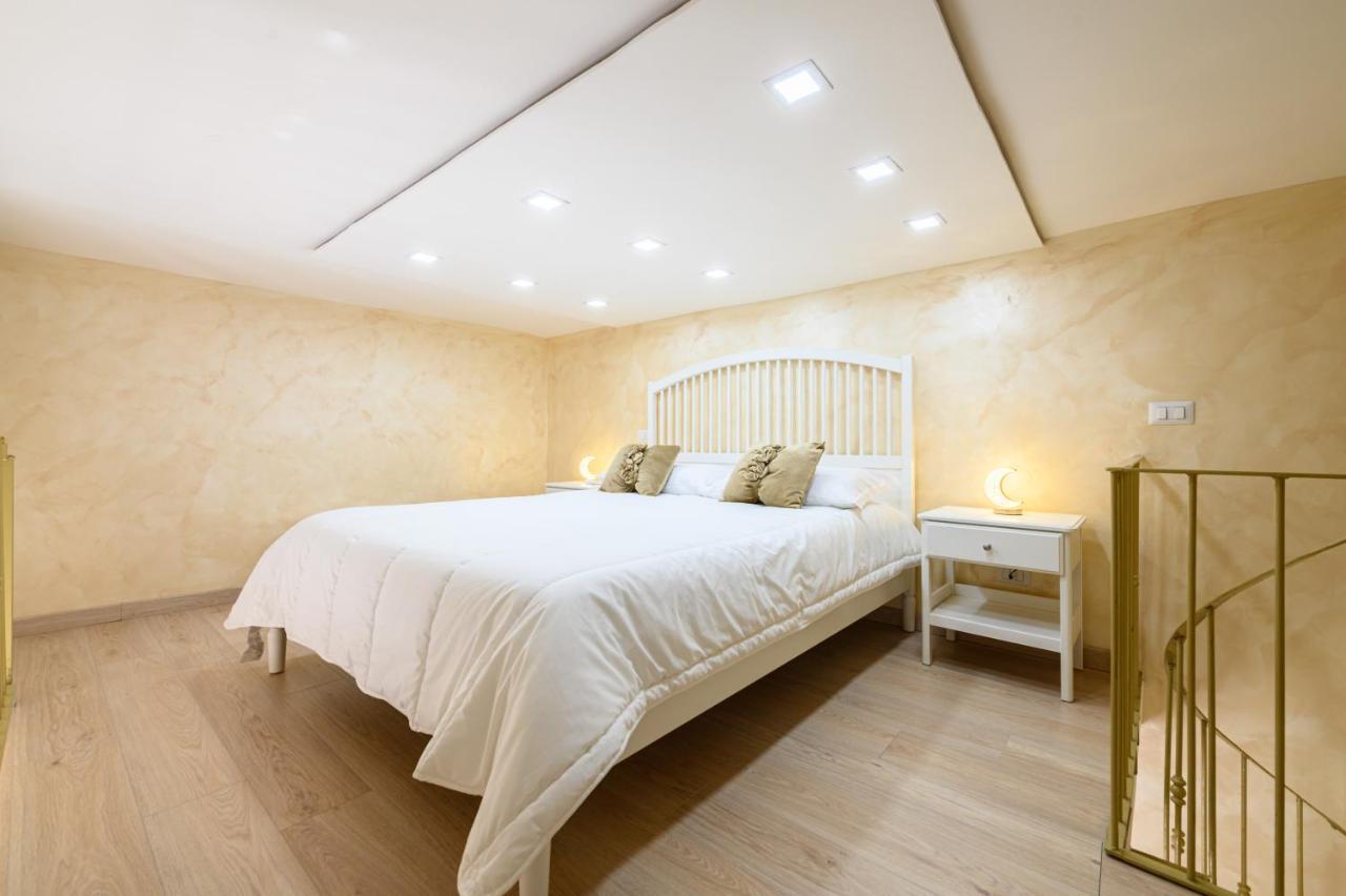 La Magnifica Gold House Naples