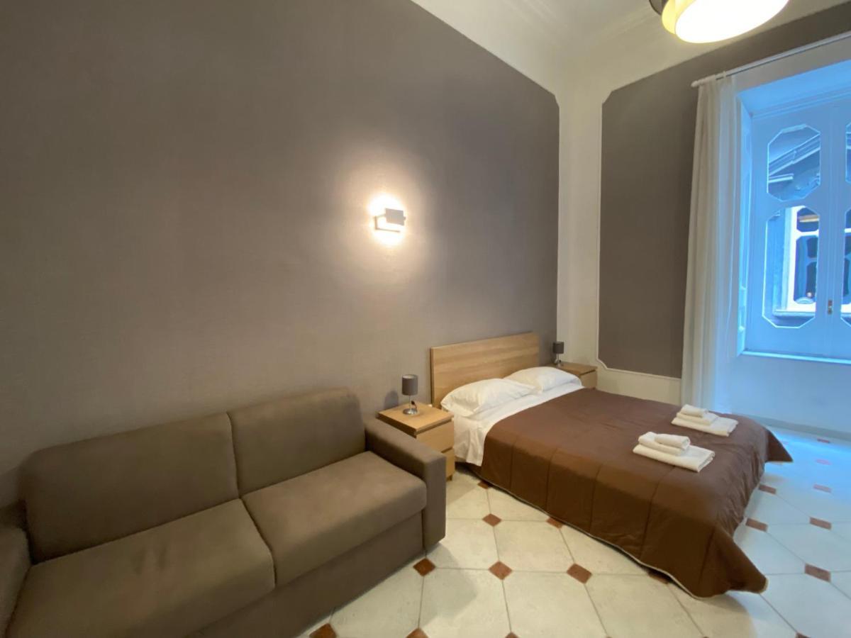 Guest house Around Toledo Naples