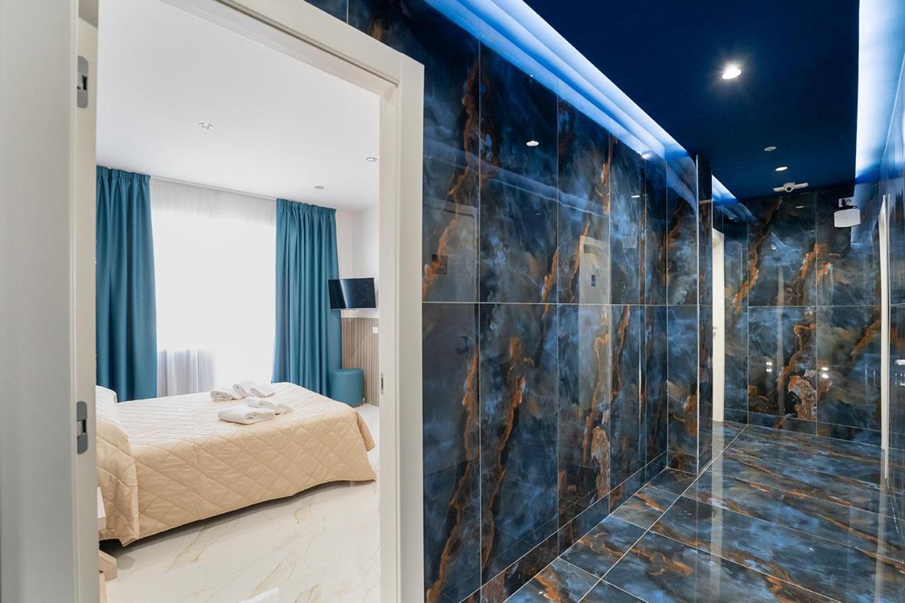 Guest house P.c. Boutique H. Vesuvius, Centro, By Clapa Group Naples