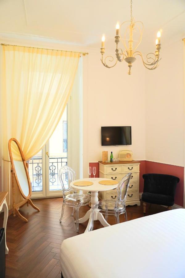 Macchiato Boutique 2*