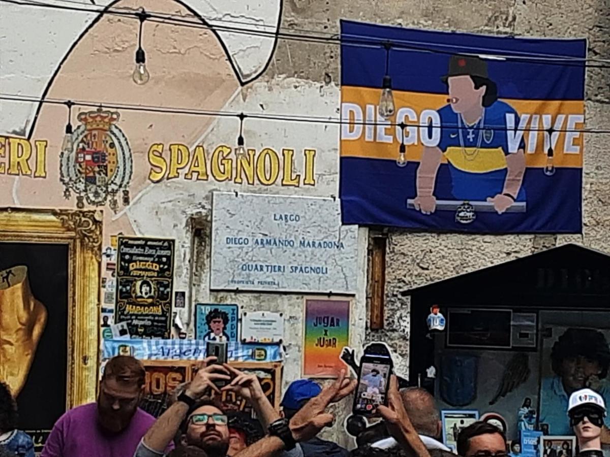 Dimora Maradona Ai Spagn0li Apartment