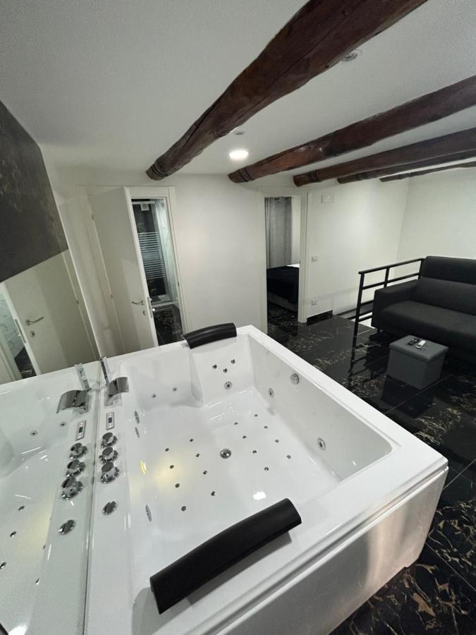 Giovanni Luxury Suites * Naples
