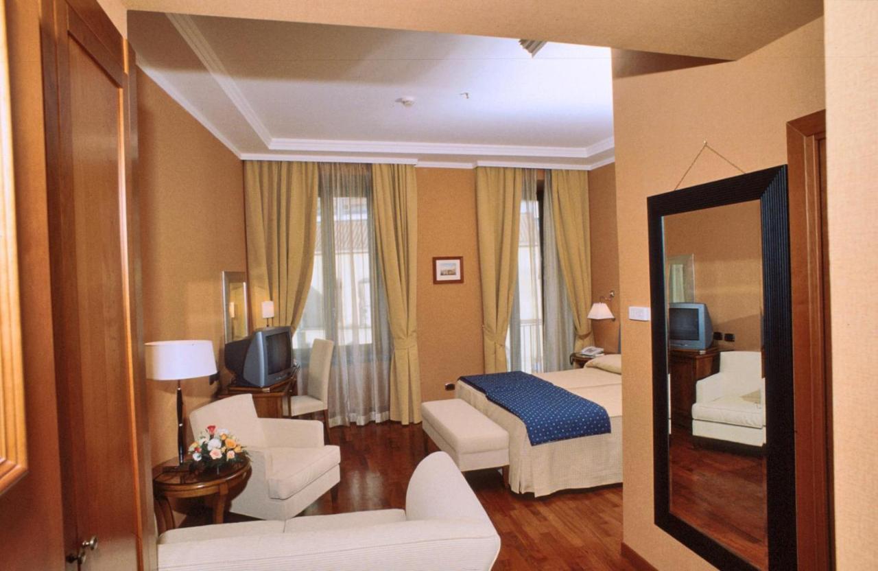 Palazzo Turchini 4*