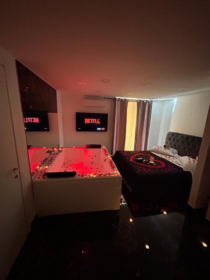 Giovanni Luxury Suites * Naples