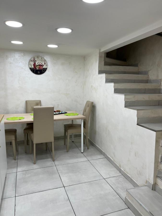 Apartment Maison Sabale' Naples