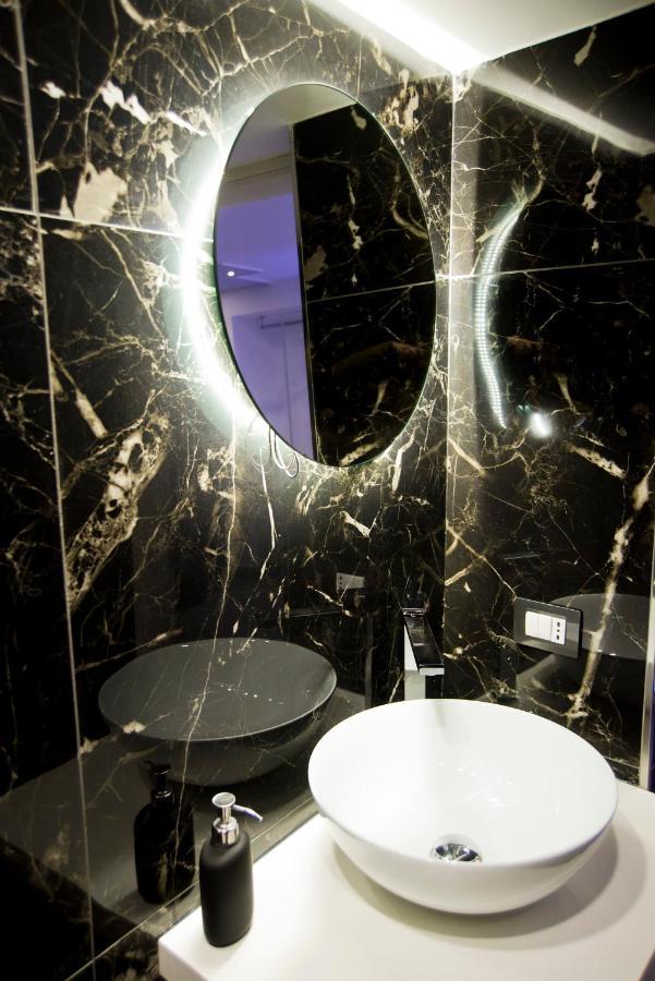 Apartment Sotterranea Con Vasca Idromassaggio Naples