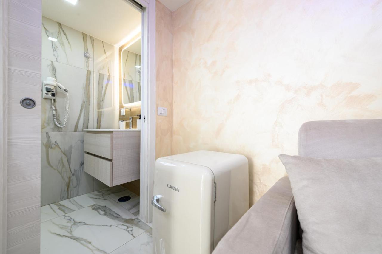 Apartment La Magnifica Gold House Naples