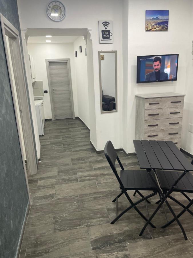 Regina Bnb Apartment Naples