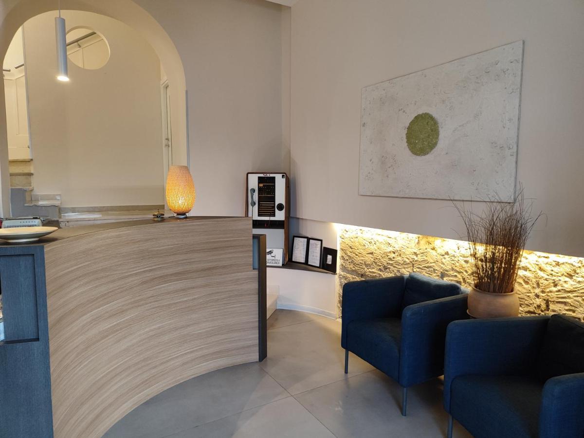 Ideal Walk 3* Naples