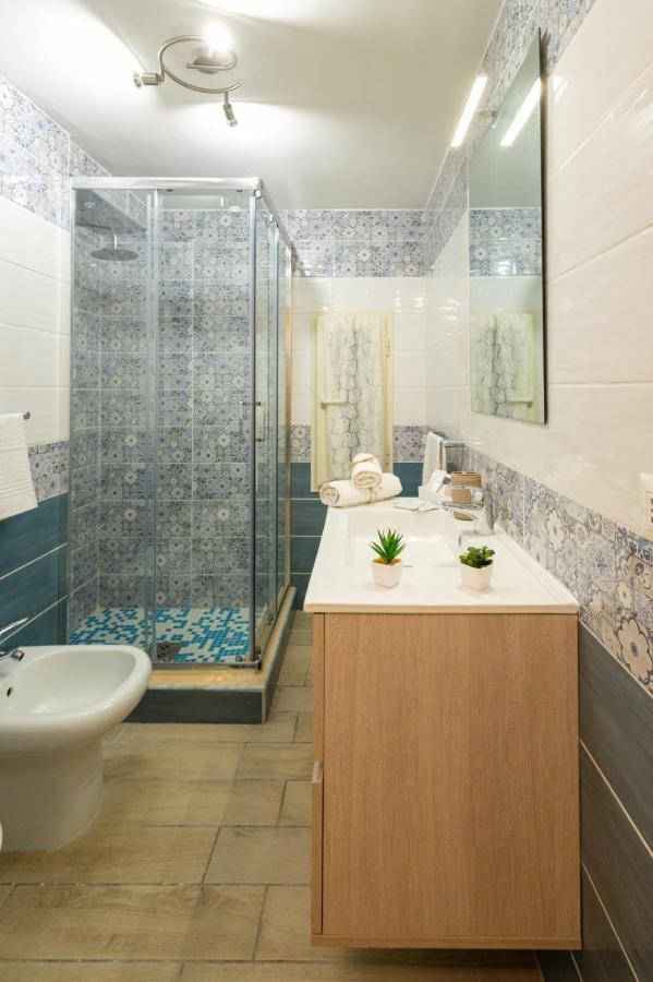 Lucon House Apartment *