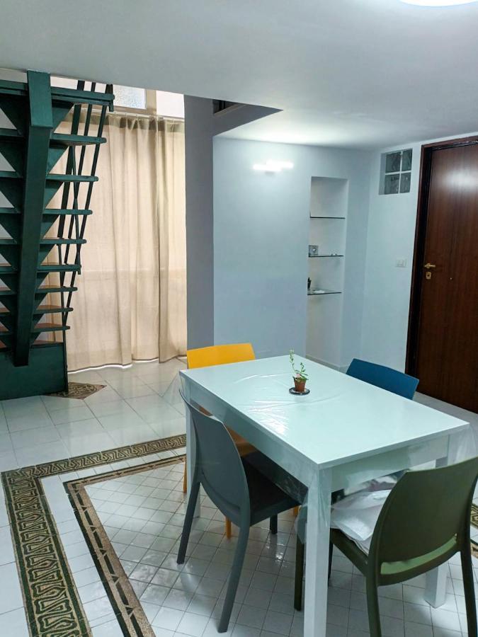 Liz House Toledo * Naples