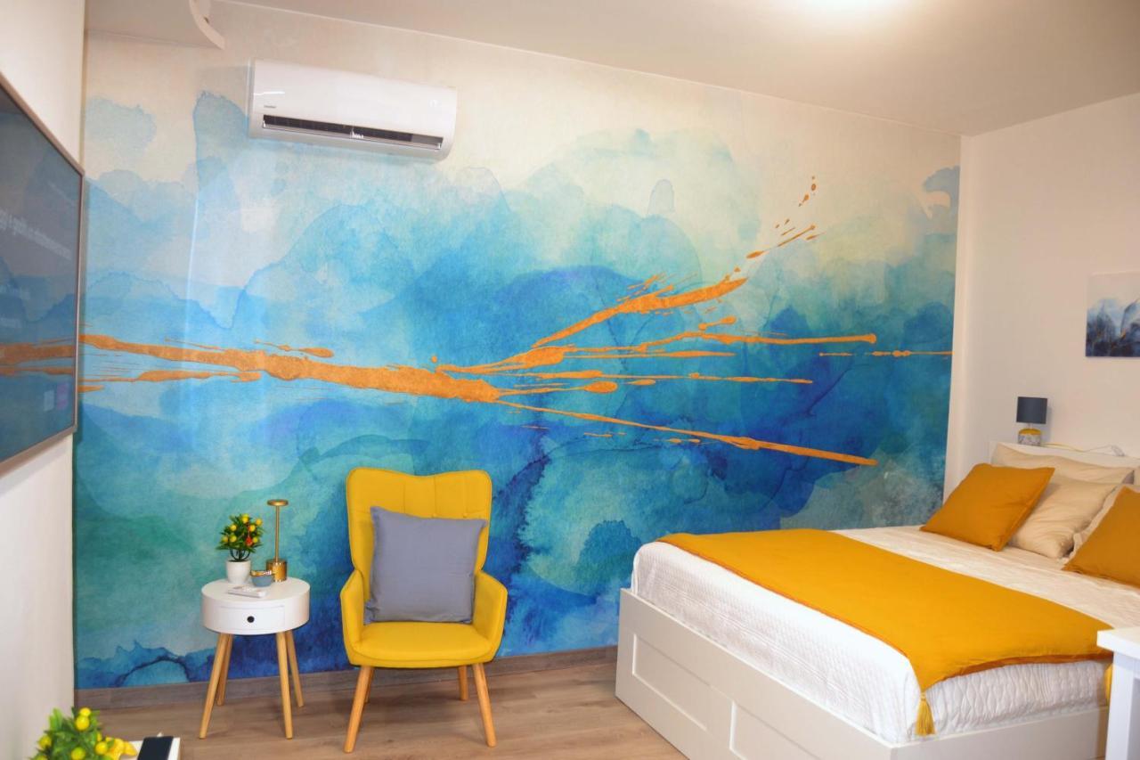 Guest house Room&chiaia Naples