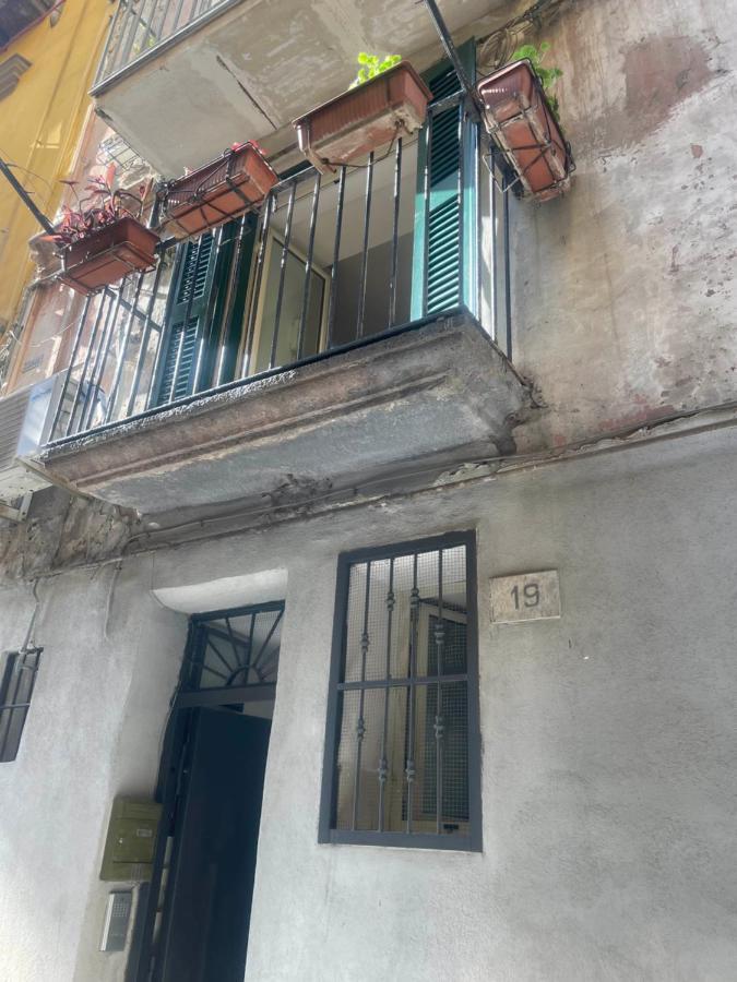 Le Di Ginevra Naples