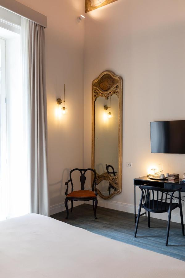 Guest house Artemisia Domus - Giardino Naples