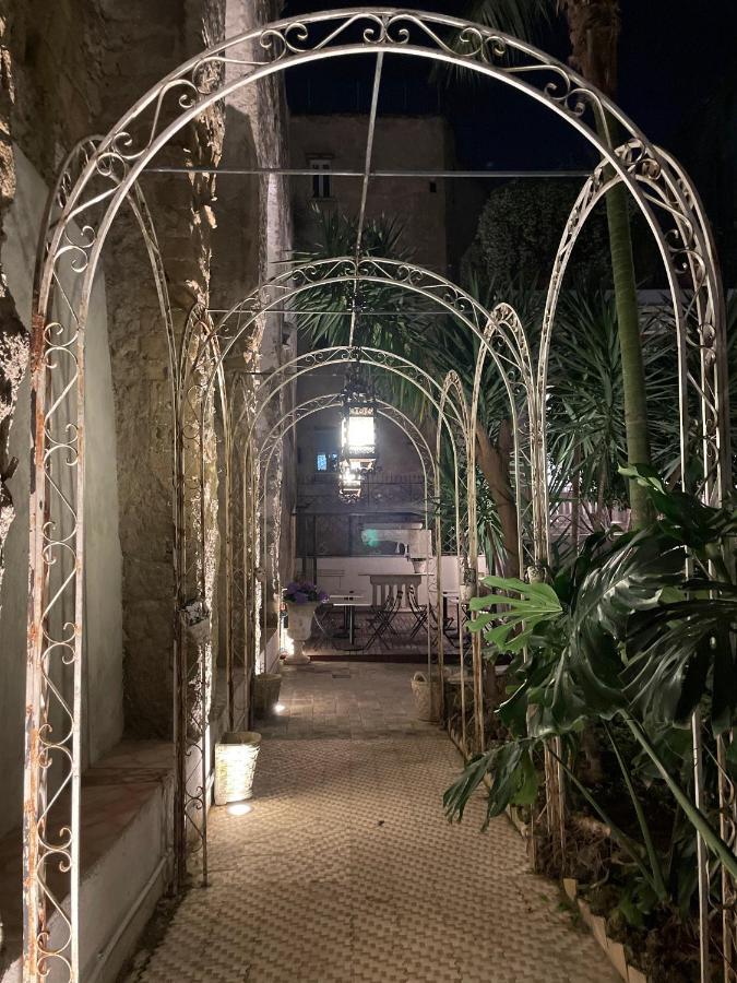 Artemisia Domus - Giardino Naples