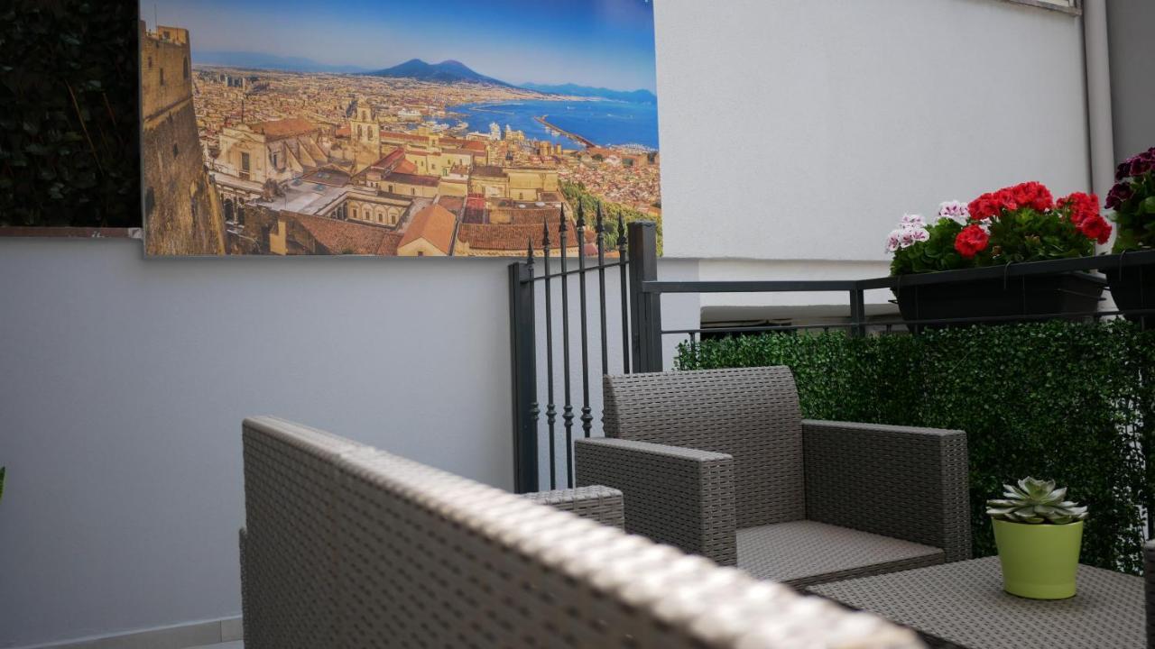 Terminal 1 * Naples