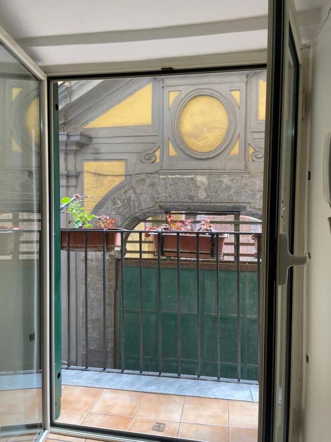 Le Di Ginevra * Naples