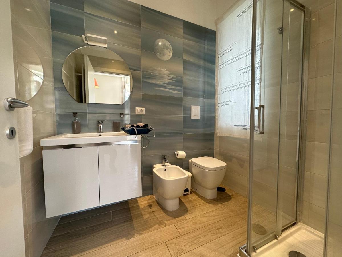 Bed & Breakfast Domus Luca - In The Heart Of *