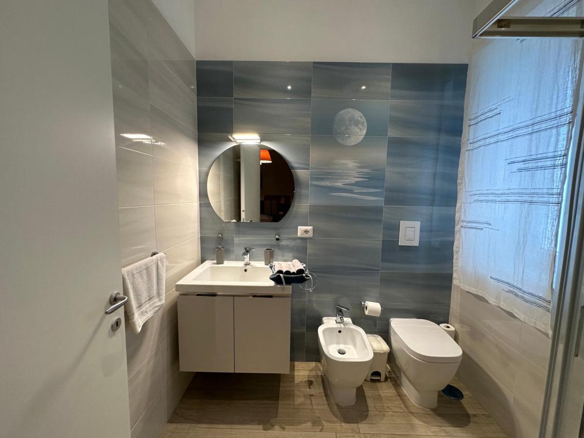 Bed & Breakfast Domus Luca - In The Heart Of