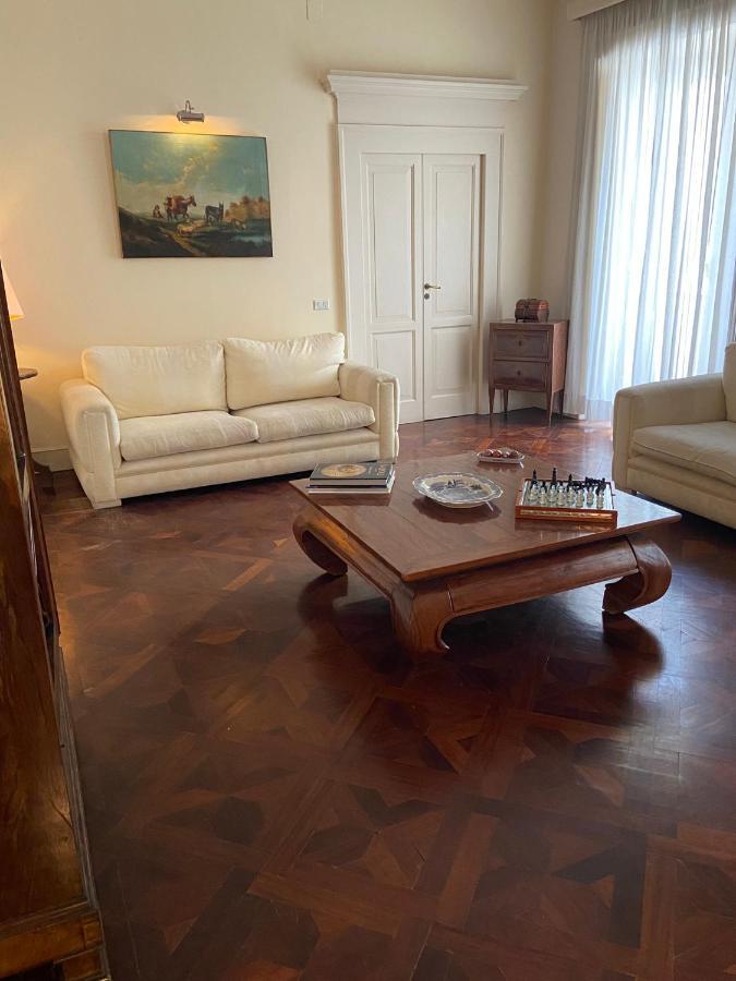 Apartment Royal In San Domenico Maggiore