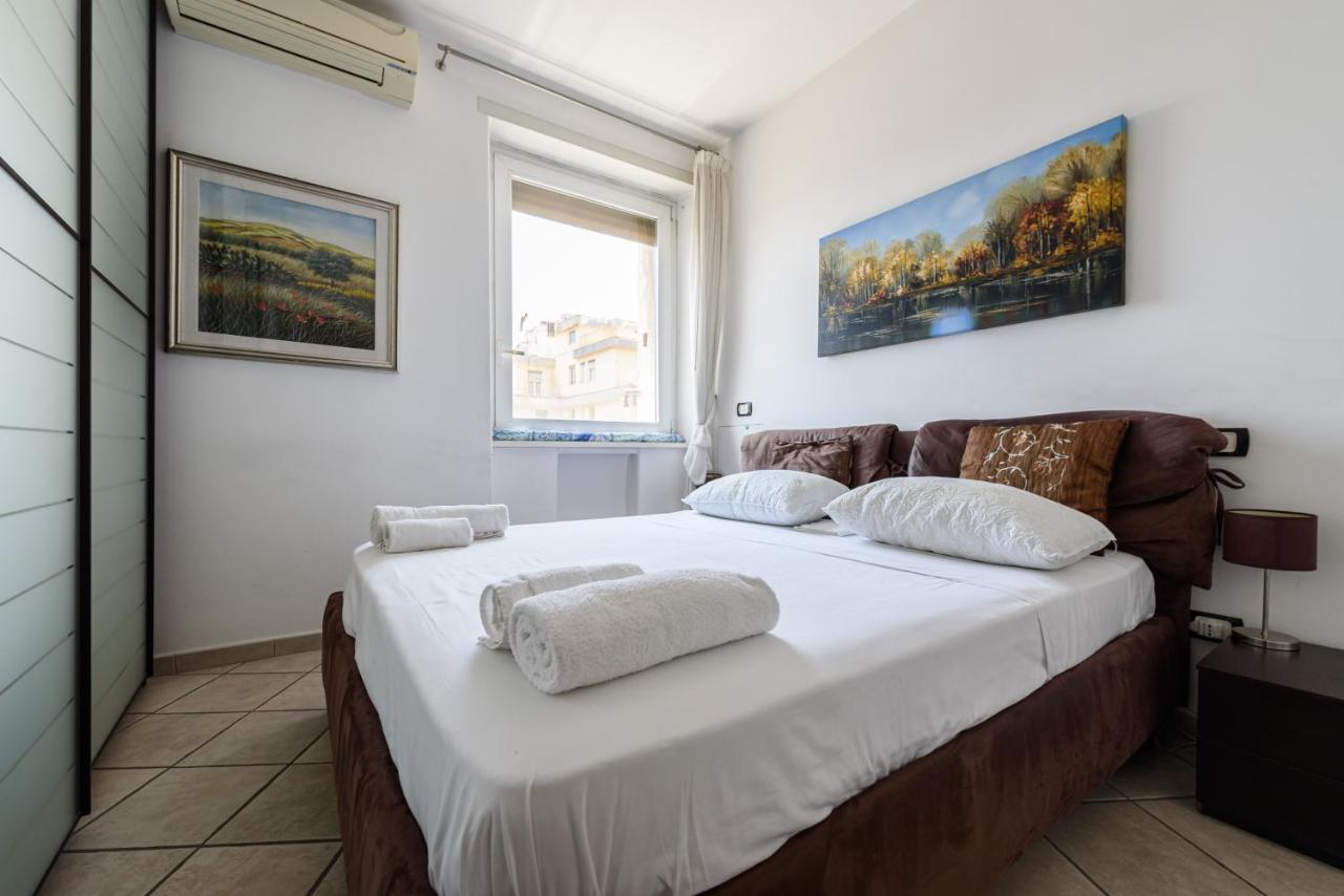 Apartment Giupy's House Naples