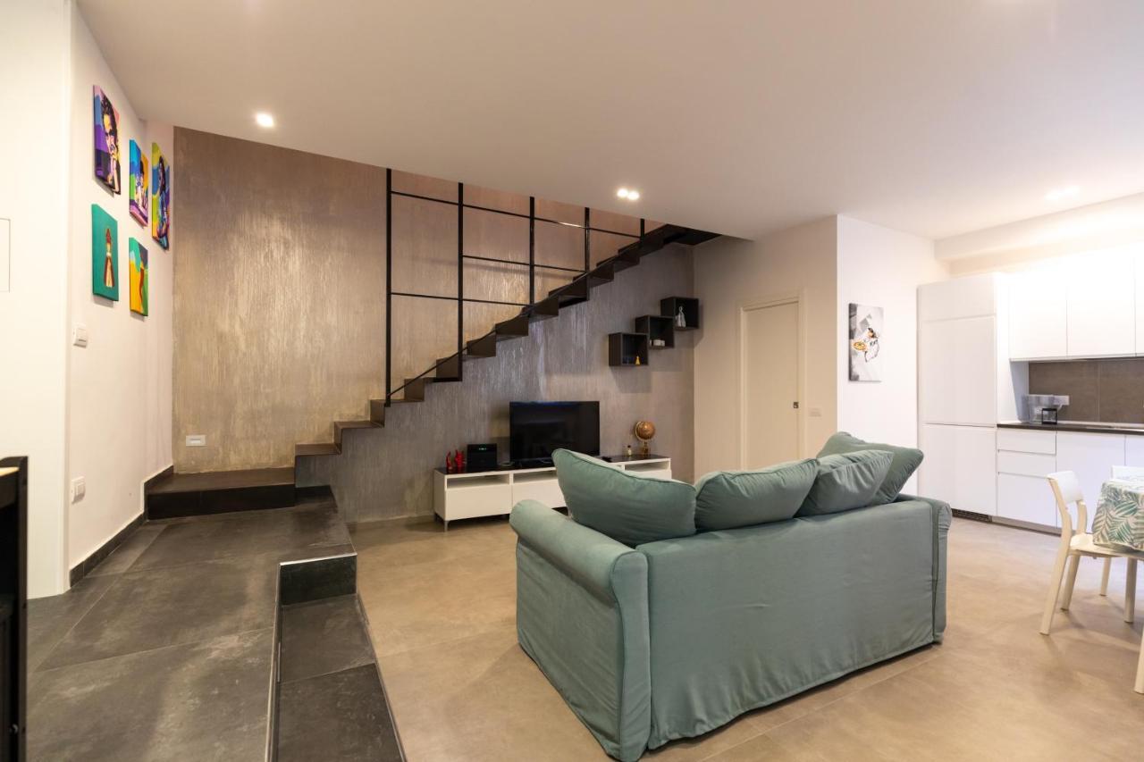 Seta Naples