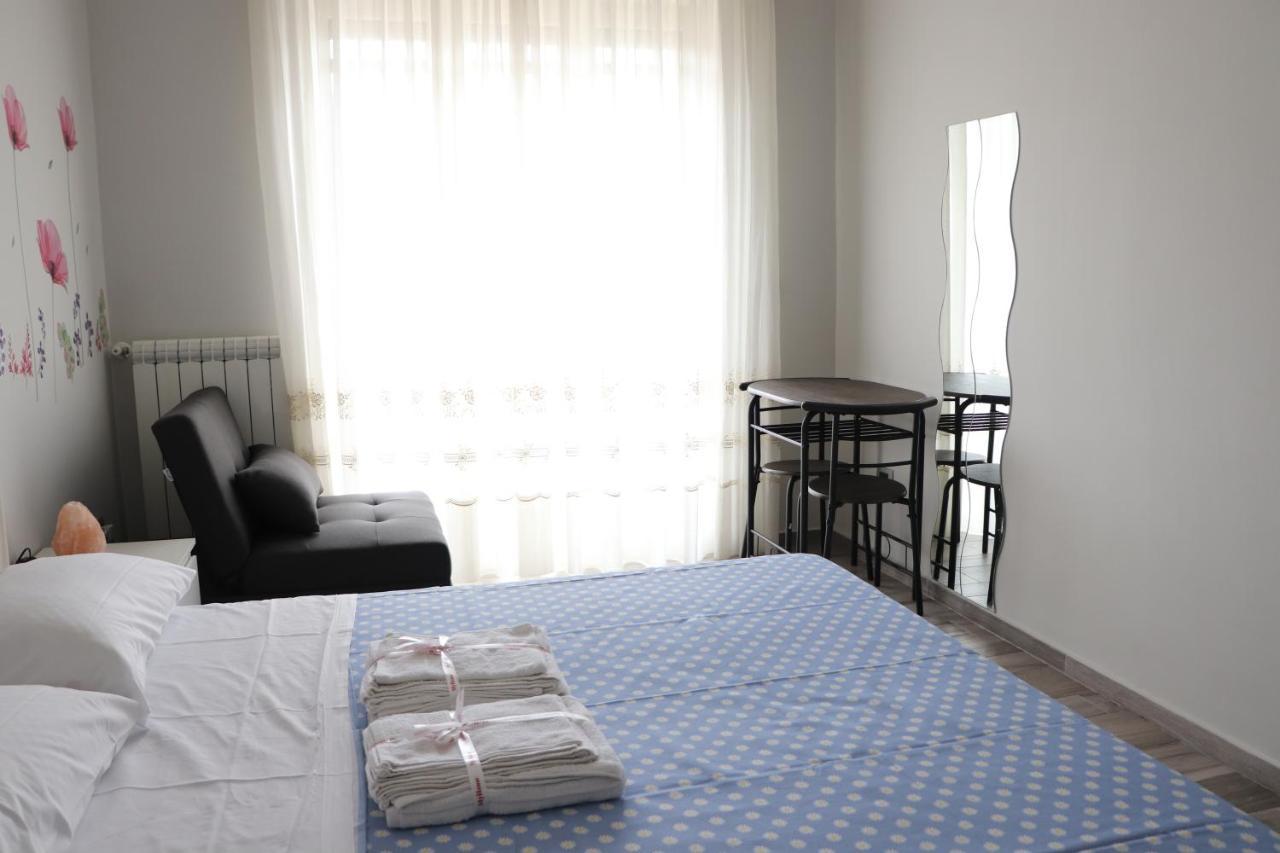 Francesco Fly Bed & Breakfast *