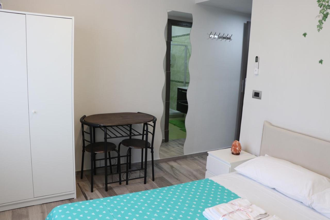 Francesco Fly Bed & Breakfast Naples