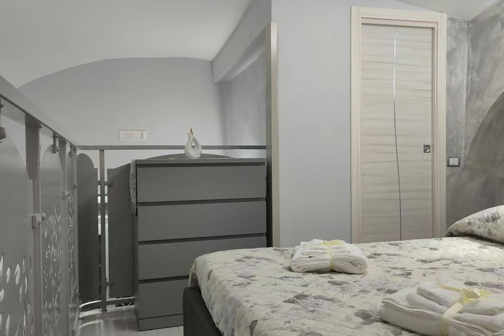 Il Duomo A Due Passi Apartment Naples