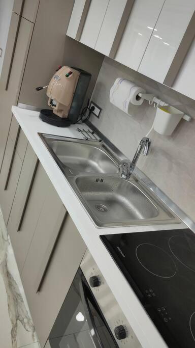 Il Duomo A Due Passi Apartment Naples