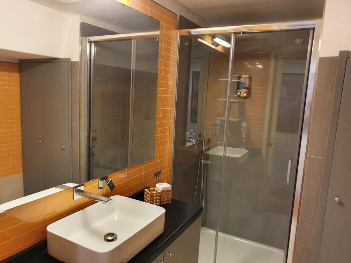 La Dimora Dei Reali Apartment *