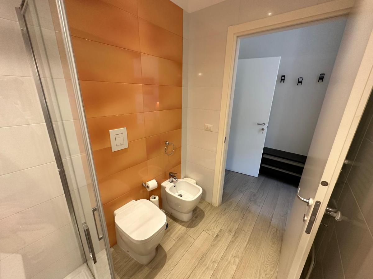 Domus Luca - In The Heart Of Bed & Breakfast Naples