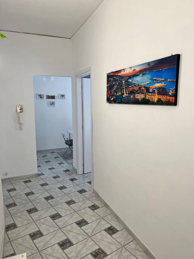 We' Apartment