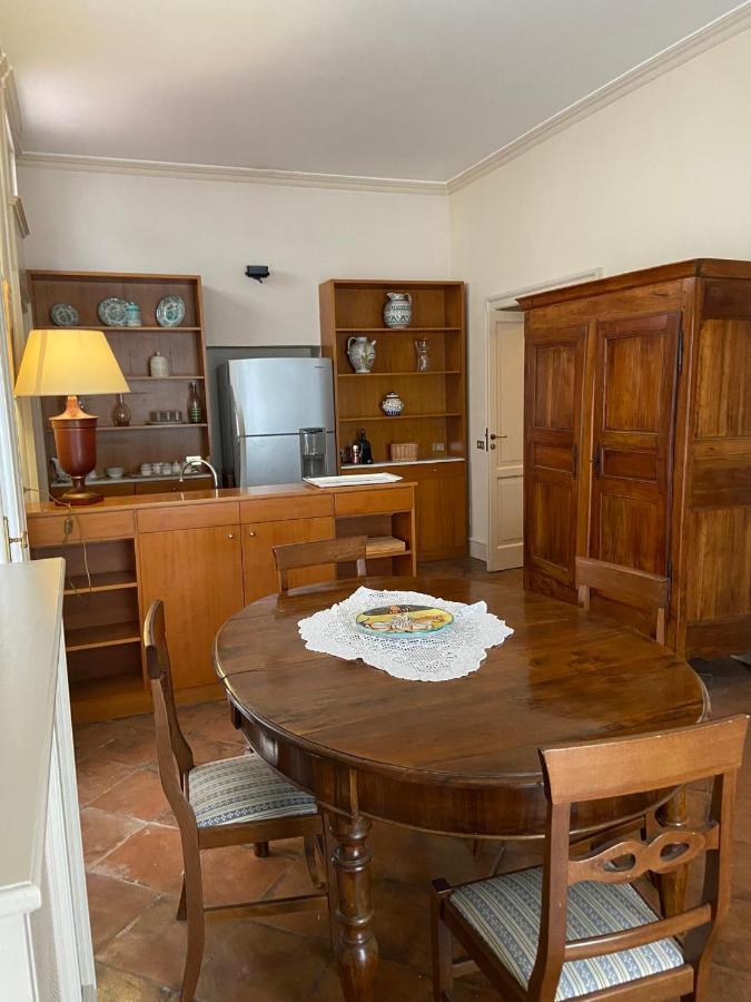 Royal In San Domenico Maggiore * Naples