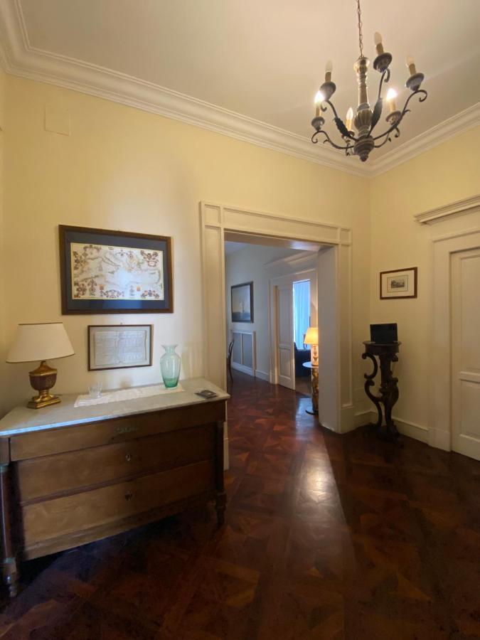 Royal In San Domenico Maggiore Apartment
