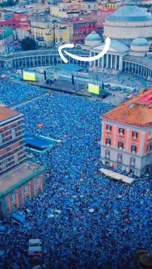 'na Piazza - With View Naples
