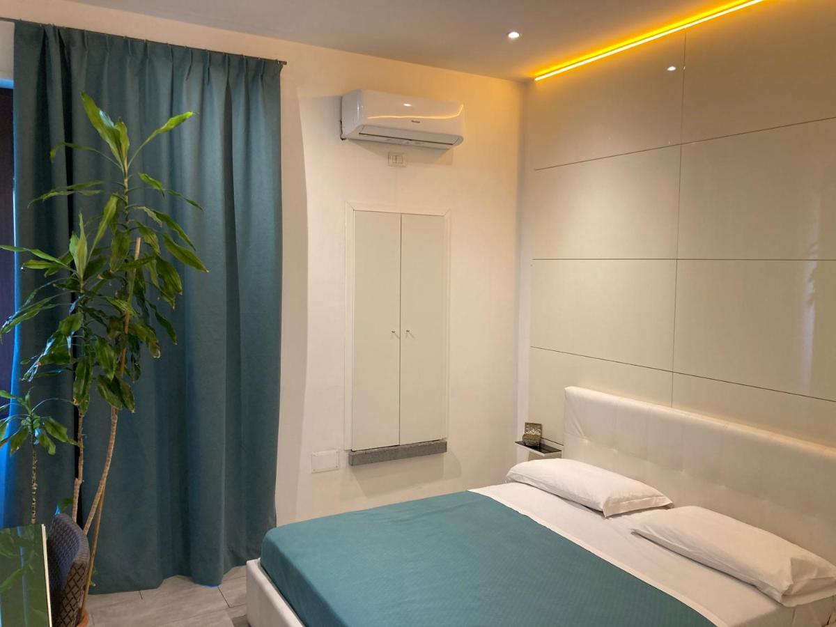 Bed & Breakfast International Garibaldi Naples